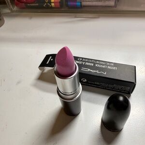 MAC Cosmetics Snapdragon Lipstick